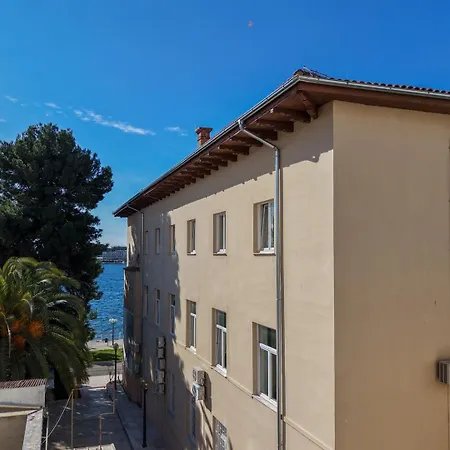 Viktoria's Tiny * Porec